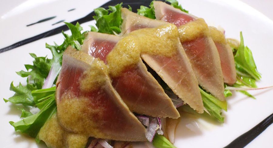 炙り本鮪のサラダ